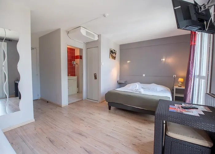 Du Lion D'or Marmande